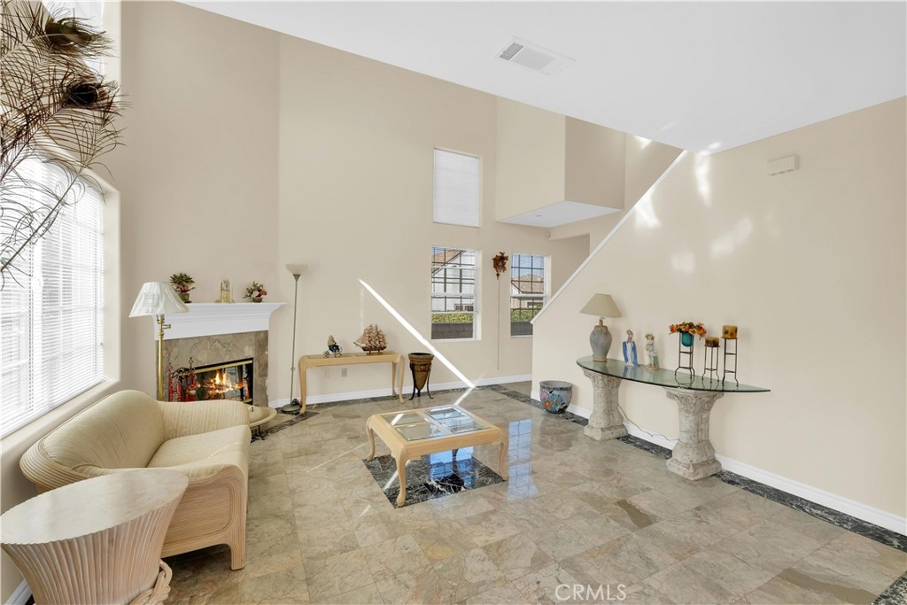 1615 S Atlantic Boulevard B