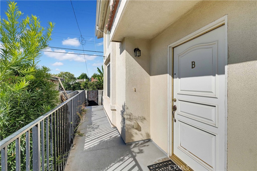 1615 S Atlantic Boulevard B