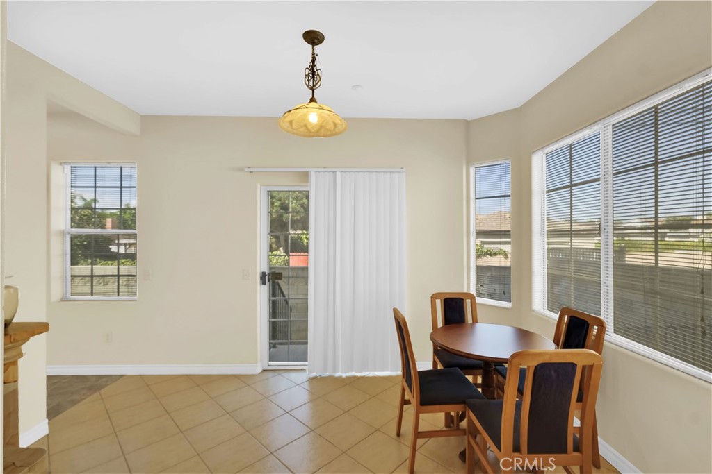 1615 S Atlantic Boulevard B