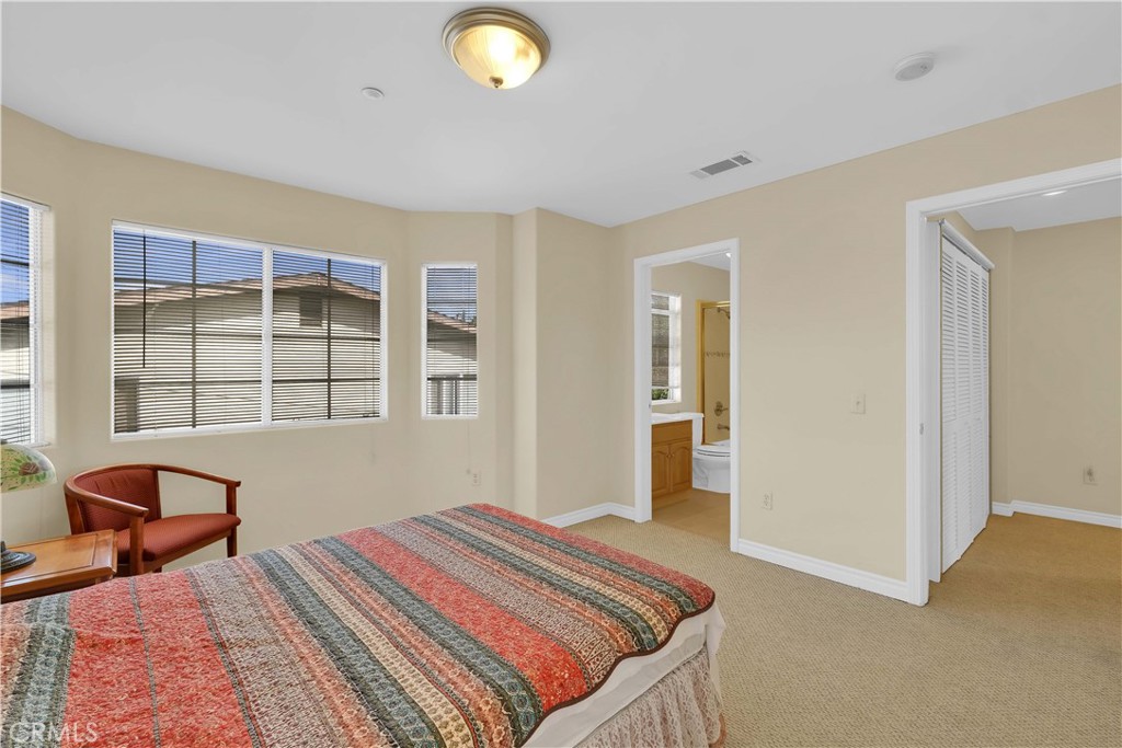 1615 S Atlantic Boulevard B