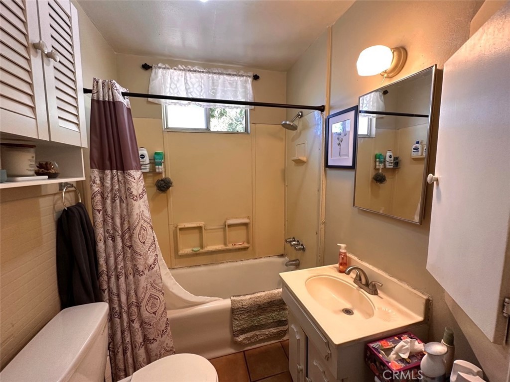 4735 Rosemead Boulevard