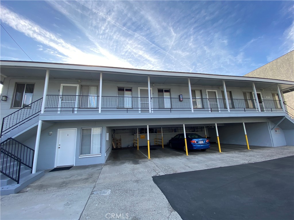 149 S Sierra Madre Boulevard 3