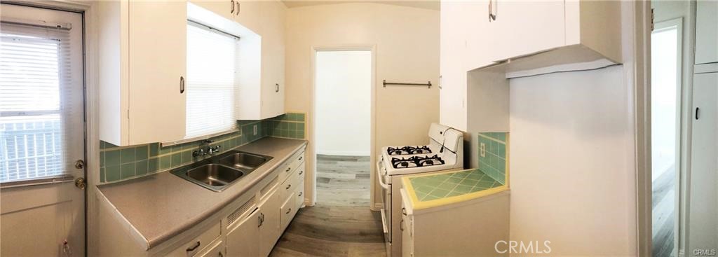 126 E Colorado Boulevard A