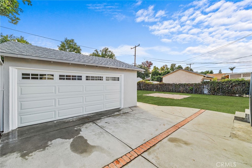 9950 Broadway