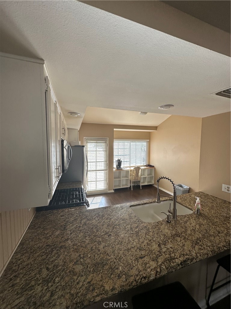162 W Lemon Avenue B