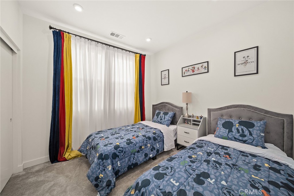 1602 W Bushell Street