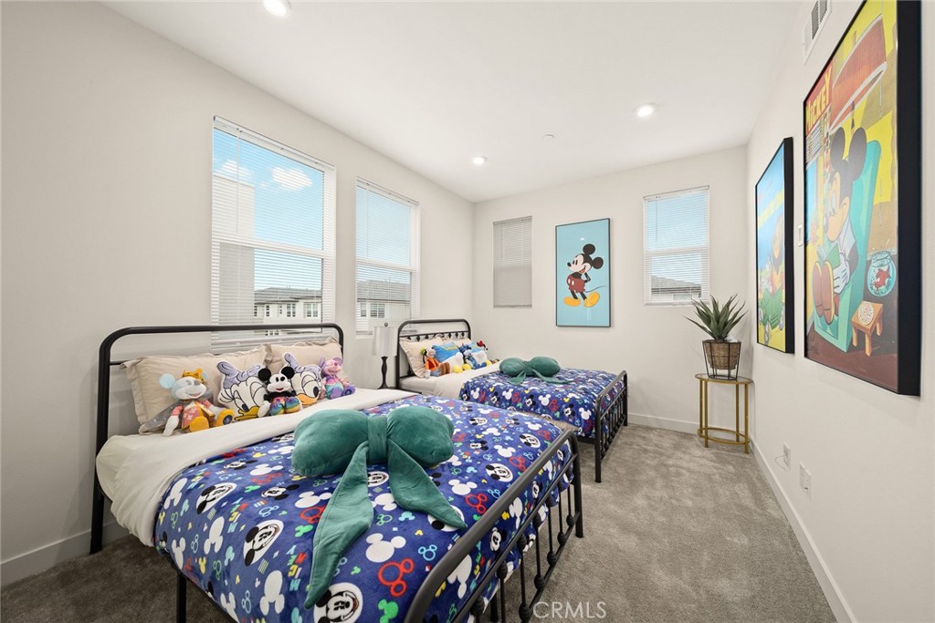 1602 W Bushell Street