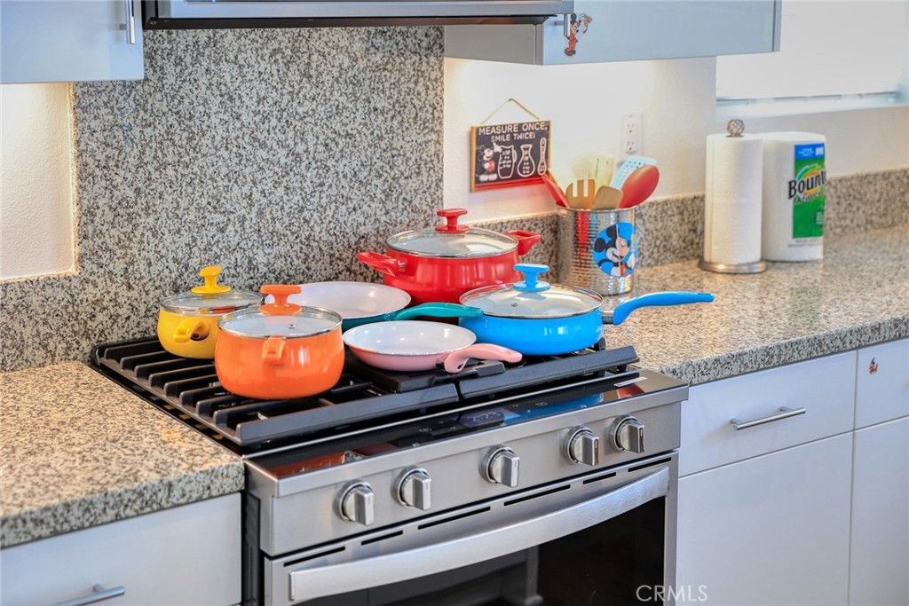 1602 W Bushell Street