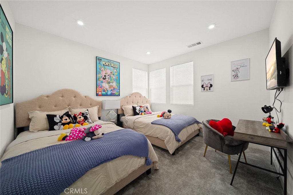 1602 W Bushell Street