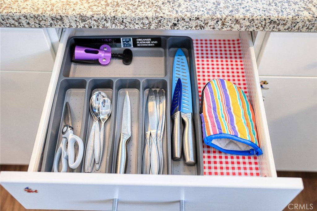 1602 W Bushell Street