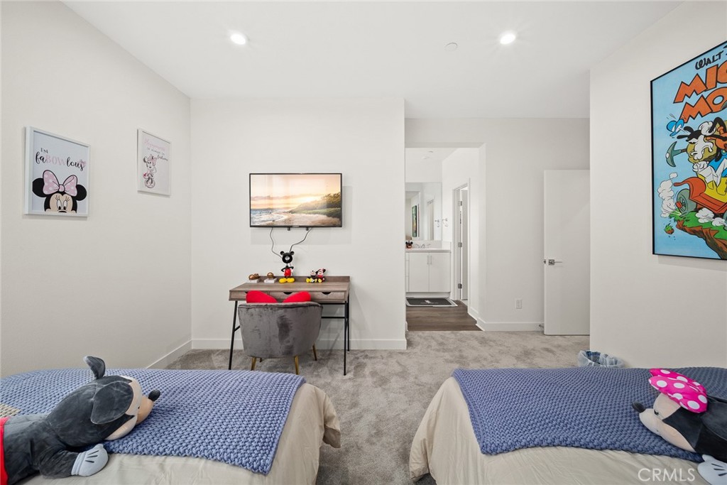 1602 W Bushell Street