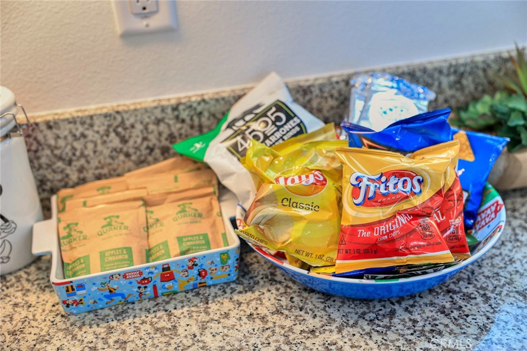 1602 W Bushell Street