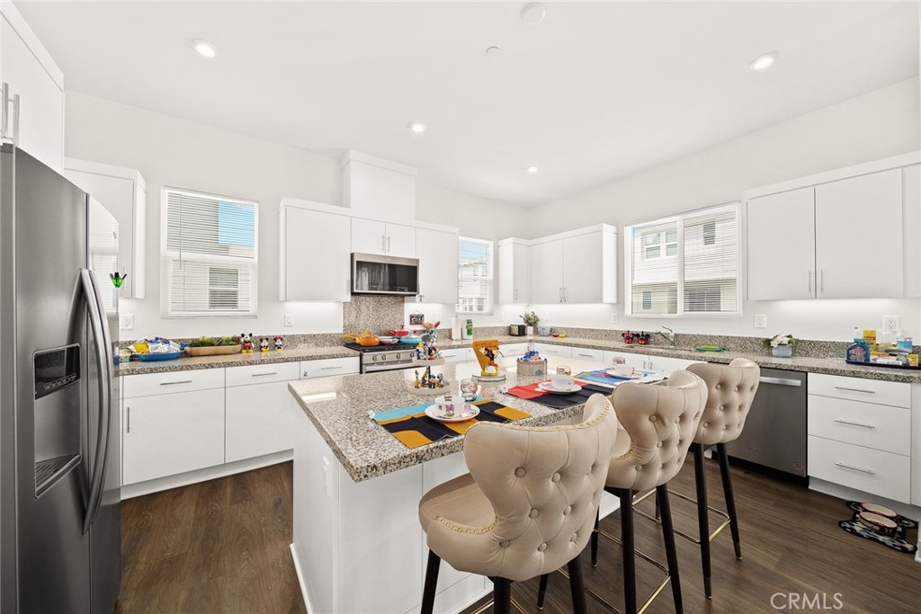 1602 W Bushell Street