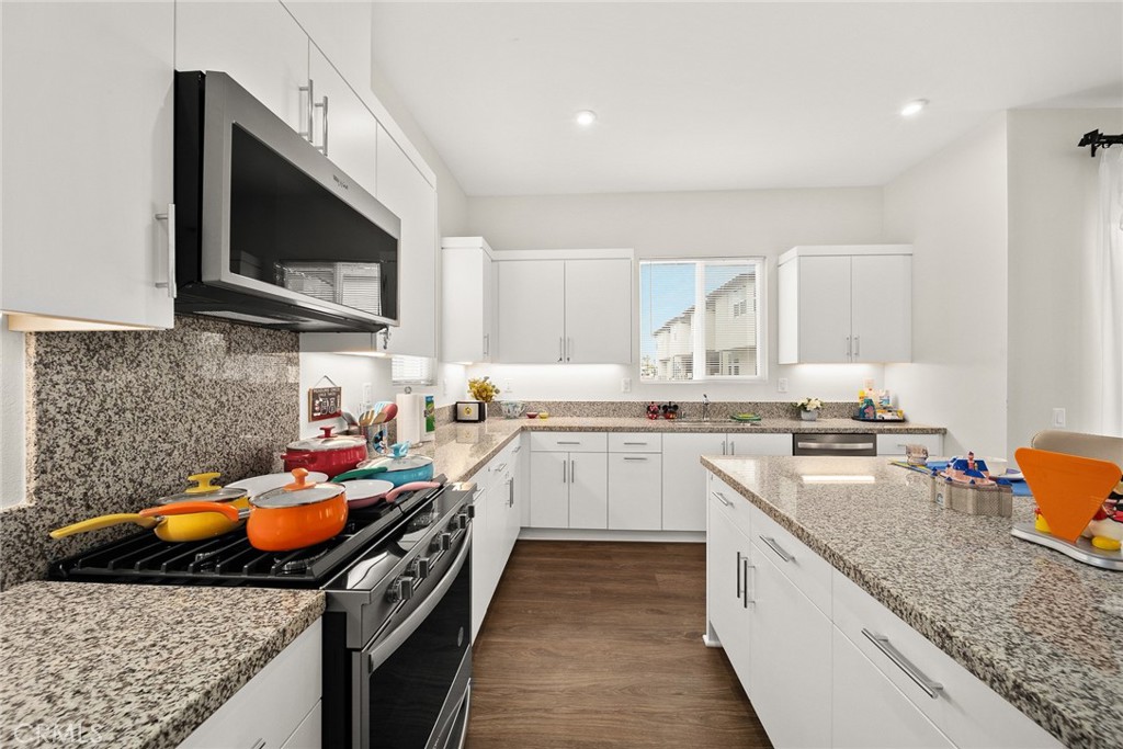 1602 W Bushell Street