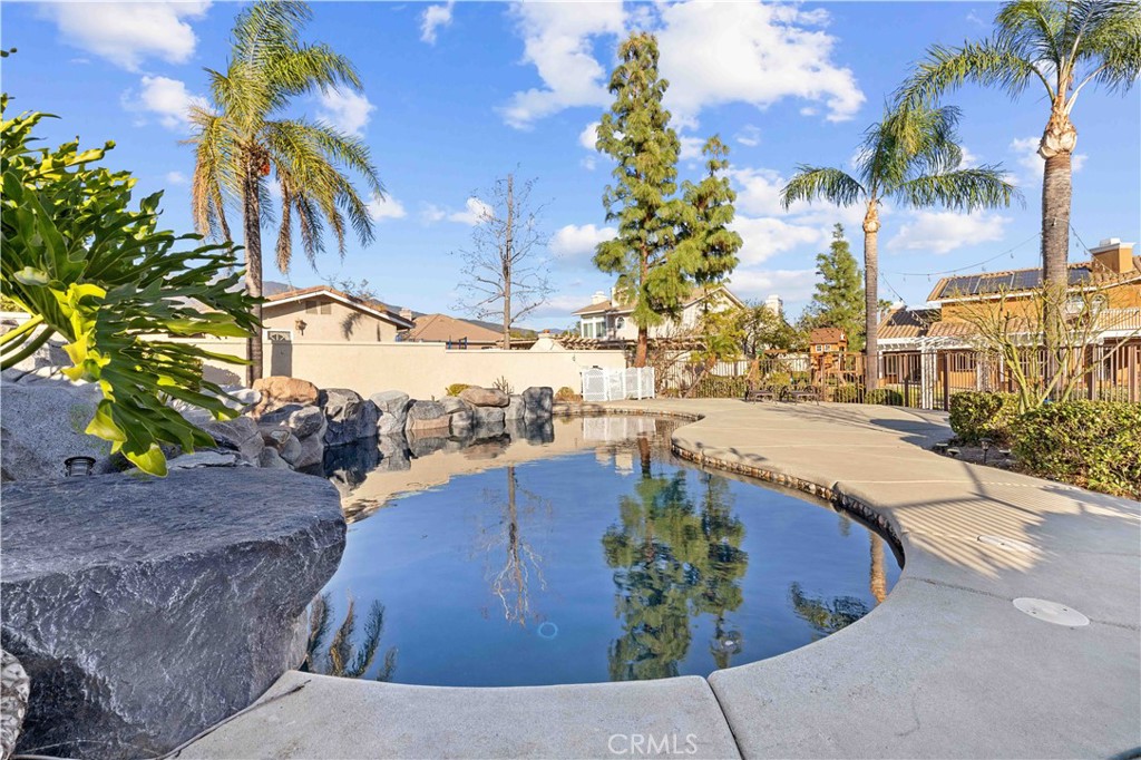 5882 San Sevaine Road