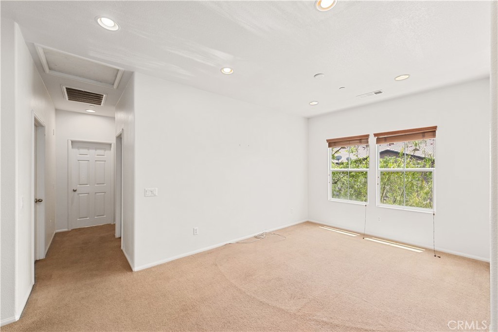1077 Venice Way
