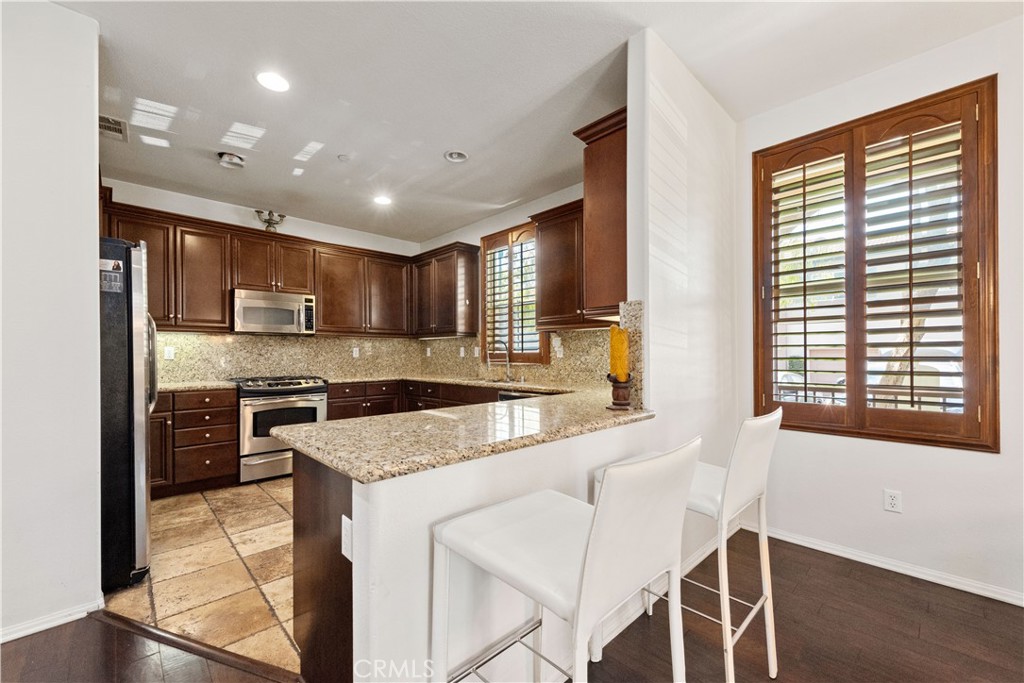1077 Venice Way