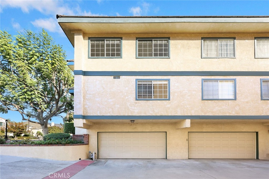 406 California Street A