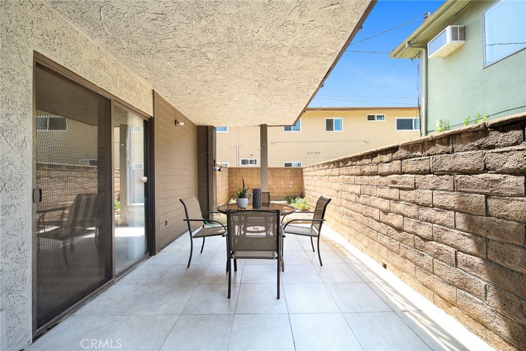 1107 W Duarte Road D