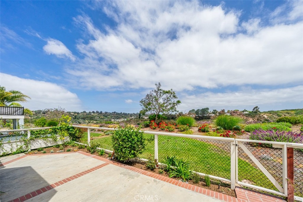 3638 Lorimer Lane