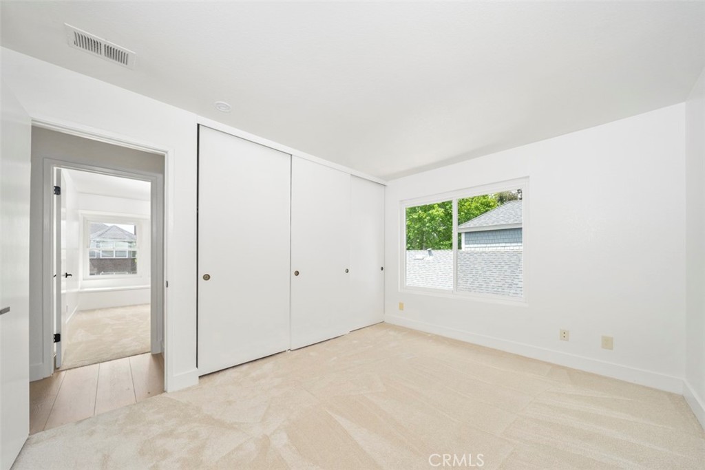 3638 Lorimer Lane