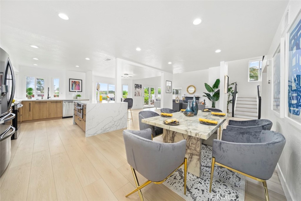 3638 Lorimer Lane