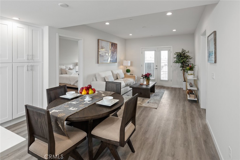 419 N Chandler Avenue 607