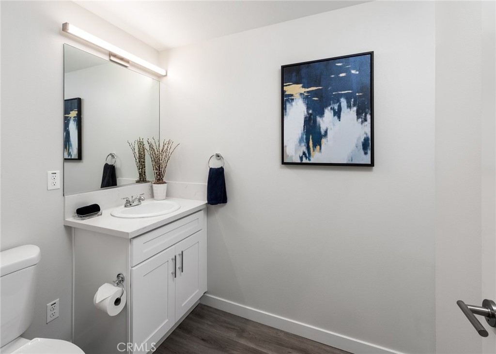 419 N Chandler Avenue 607