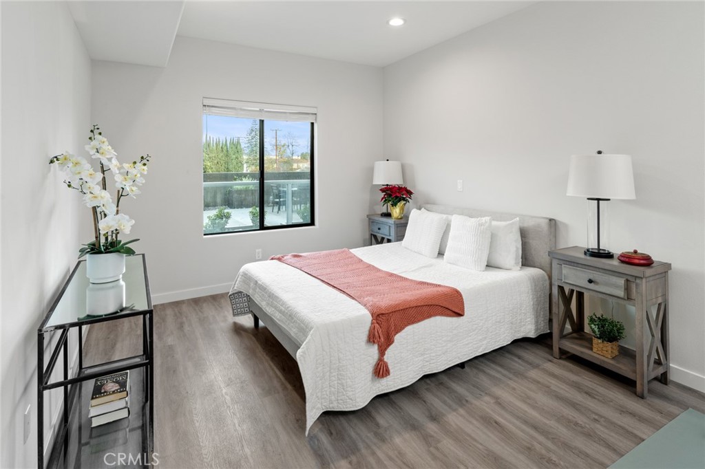 419 N Chandler Avenue 607