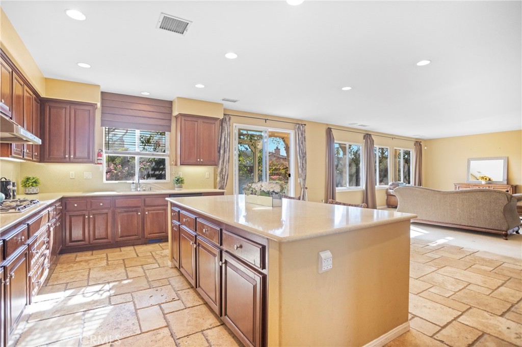 13333 Lilyrose Street