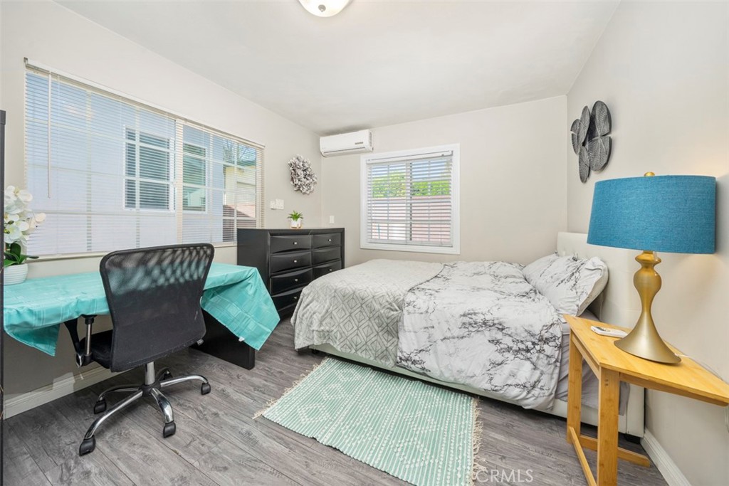 4817 Bartlett Avenue