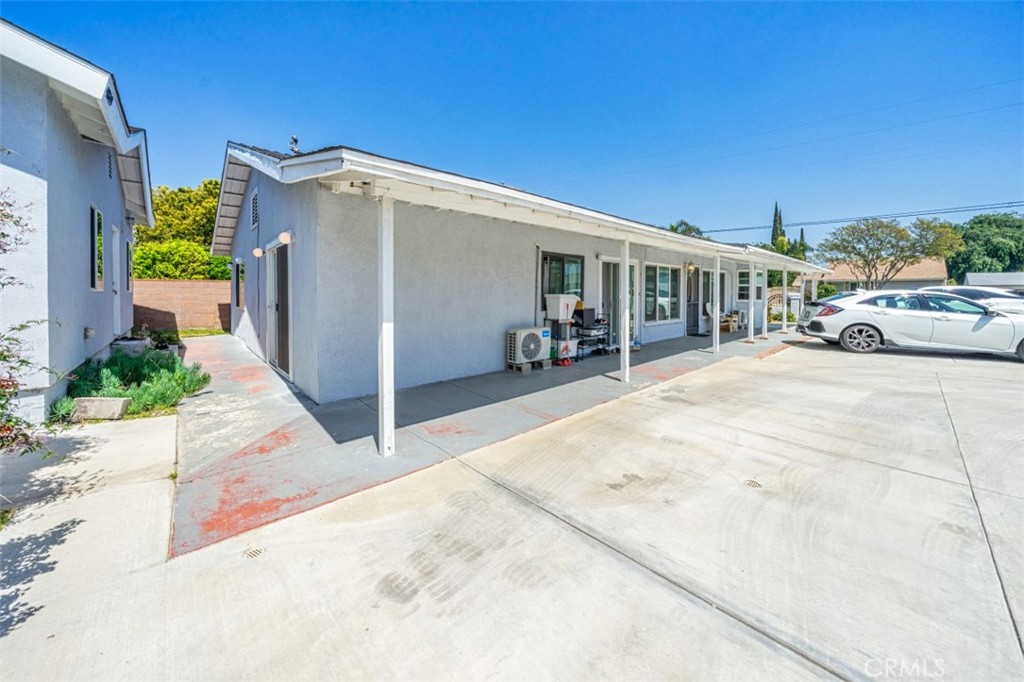 4817 Bartlett Avenue