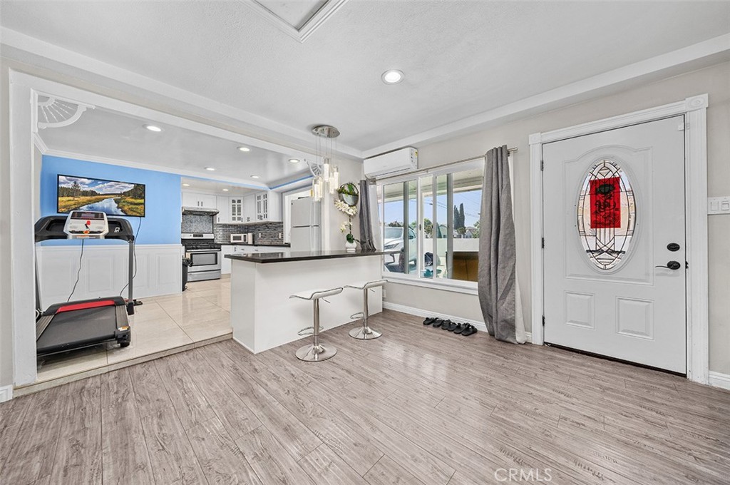 4817 Bartlett Avenue