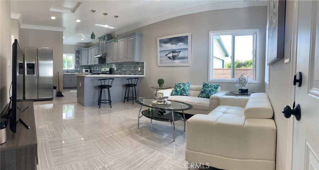 4817 Bartlett Avenue