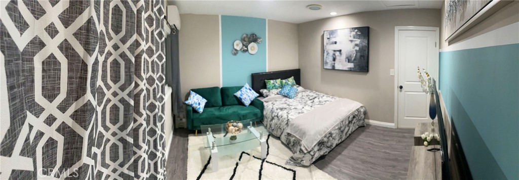 4817 Bartlett Avenue