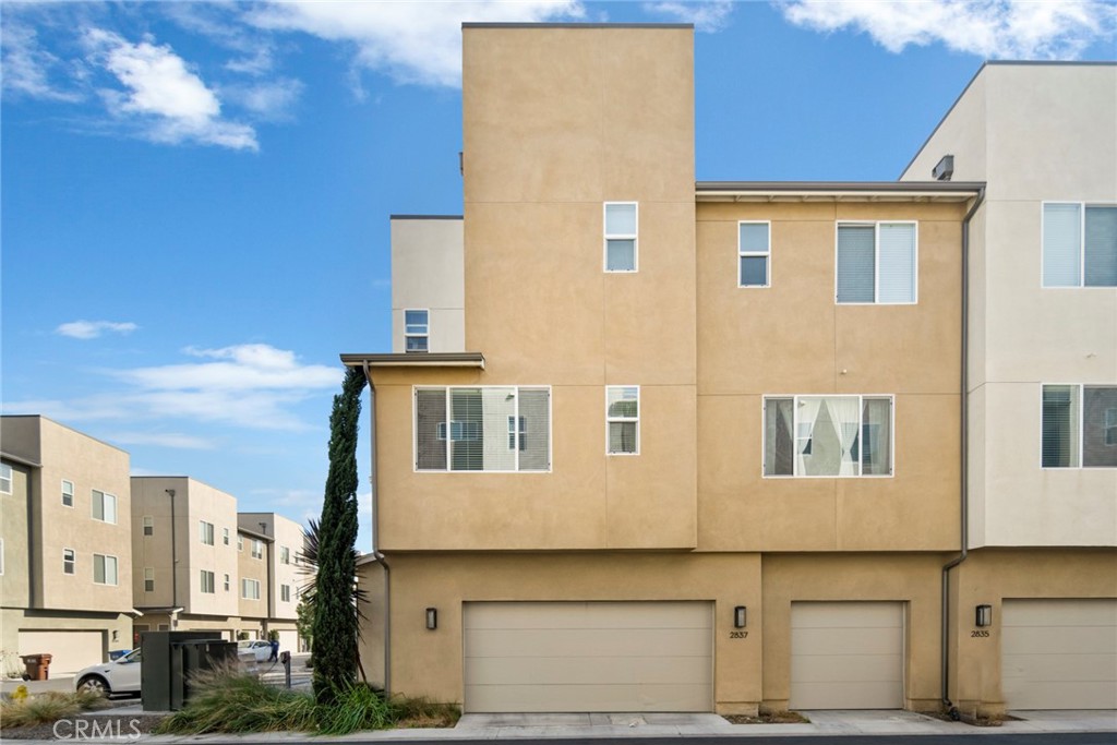 2837 Blossom Court