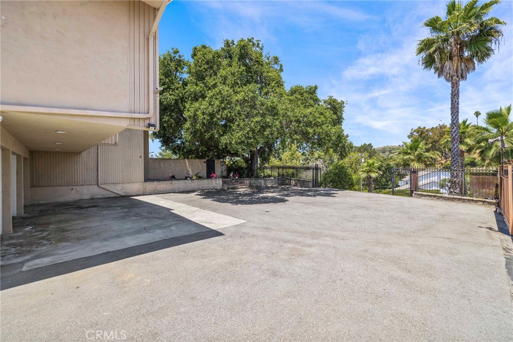 1820 Sharpless Drive