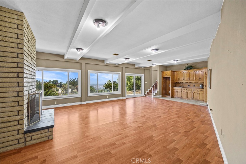 1820 Sharpless Drive