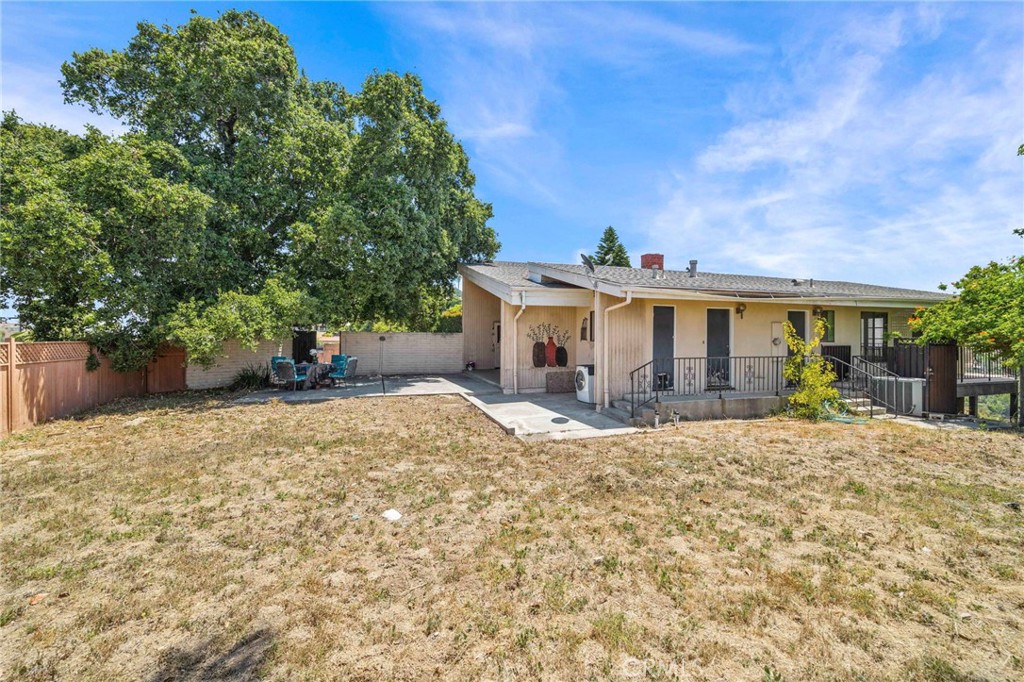 1820 Sharpless Drive