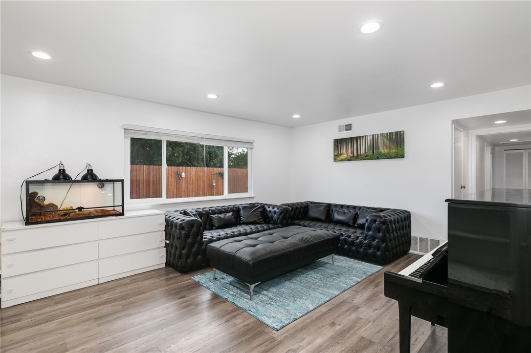 20644 Collegewood Drive