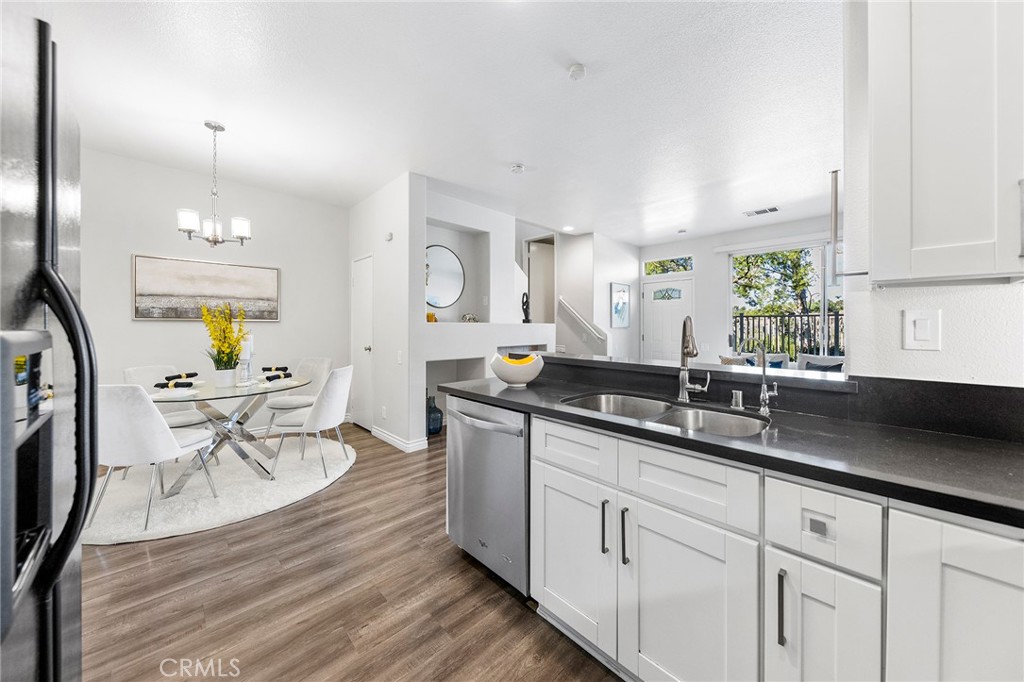 8517 E Tioga Way