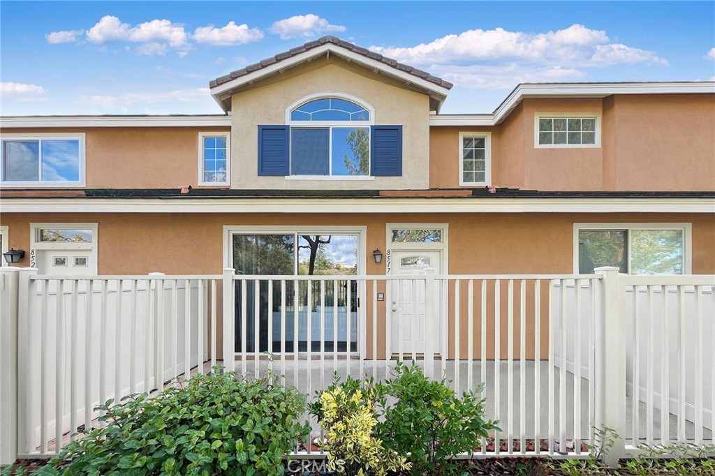 8517 E Tioga Way