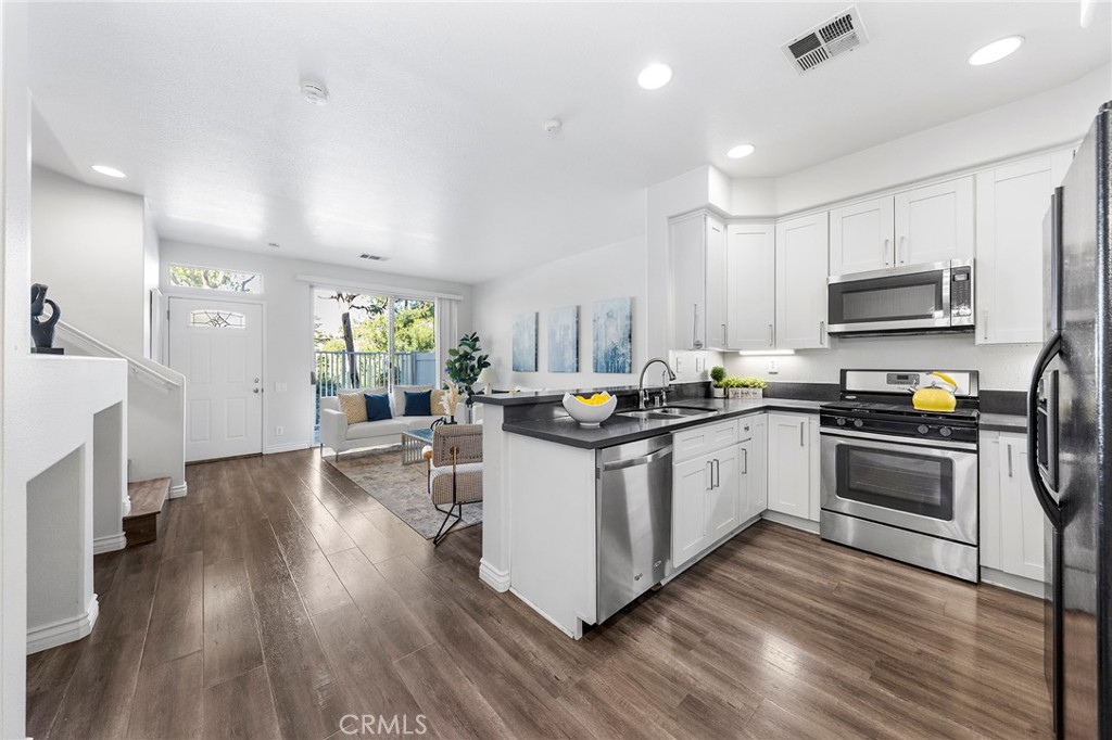 8517 E Tioga Way
