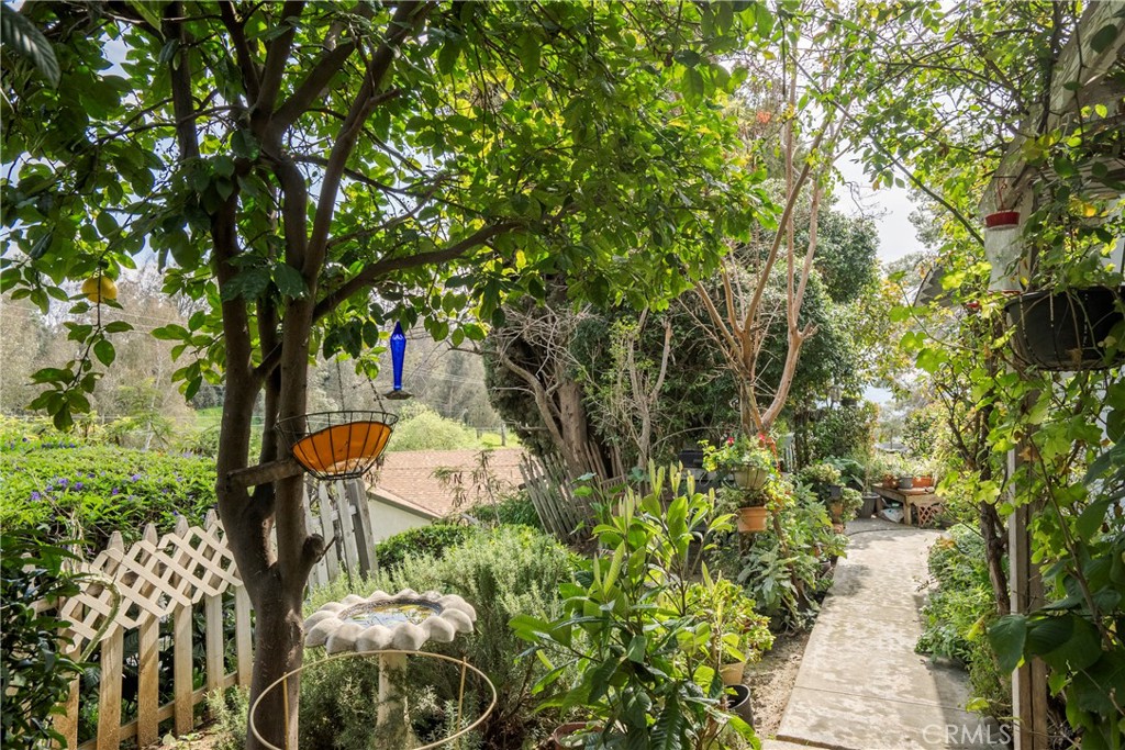 180 Pleasanthome Drive