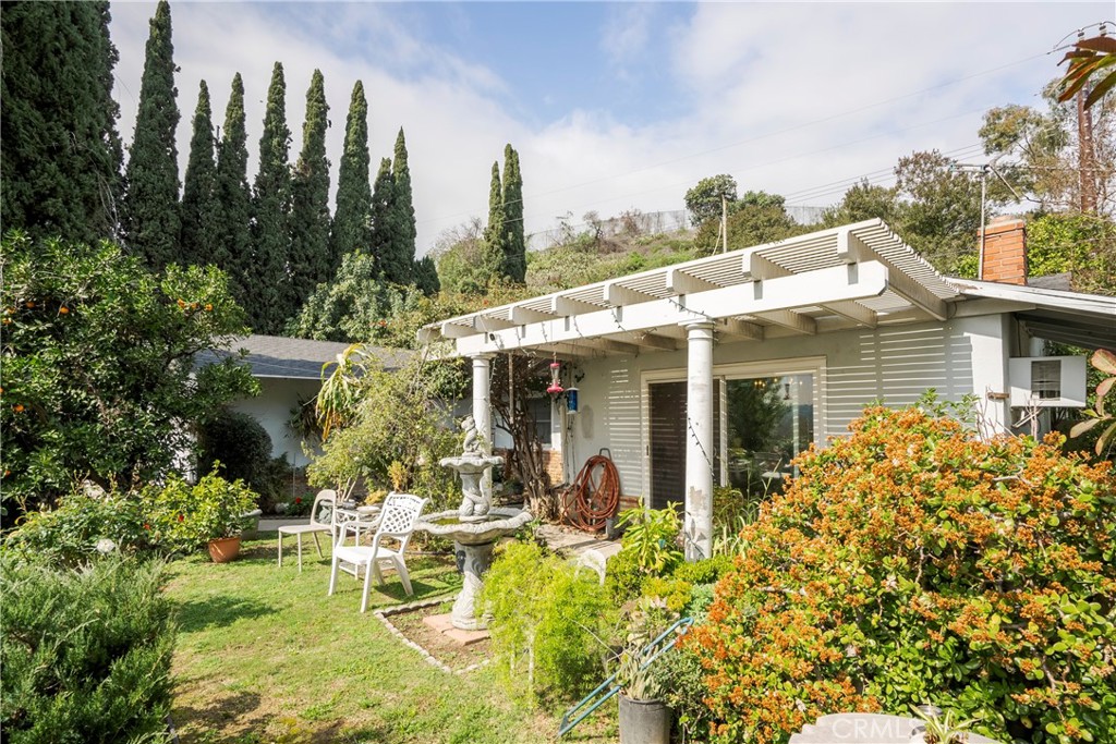 180 Pleasanthome Drive