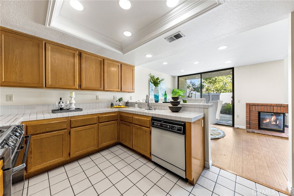 1400 Bodega Way 3