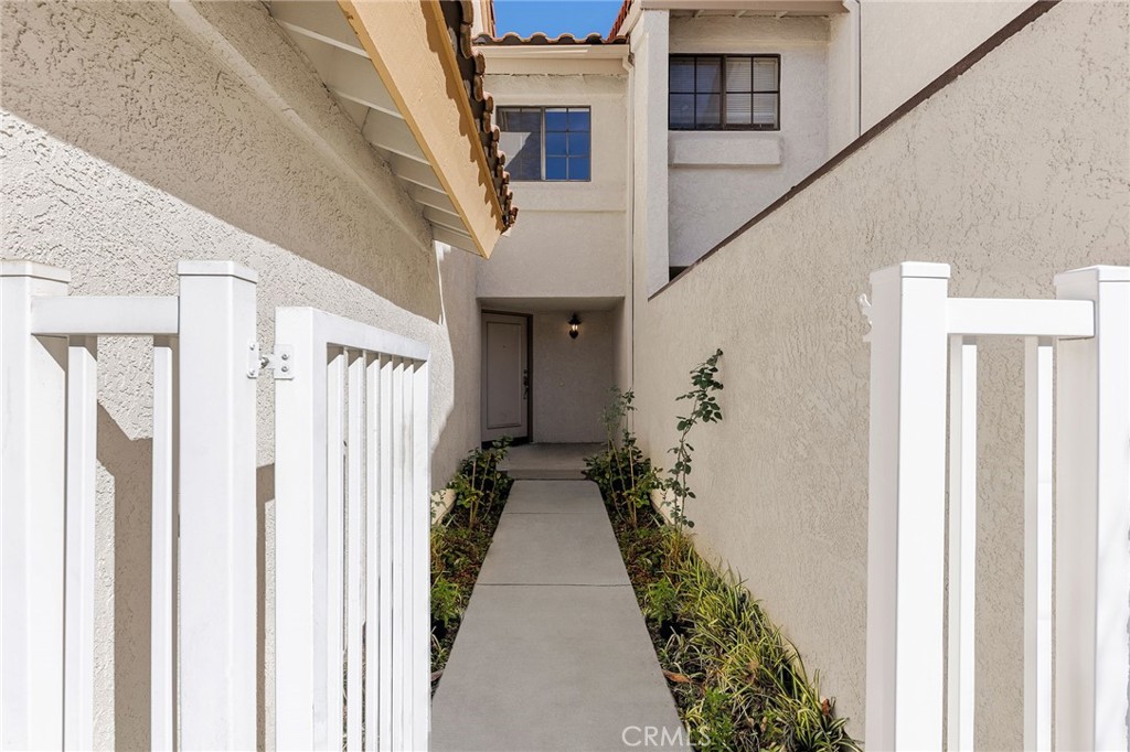 1400 Bodega Way 3