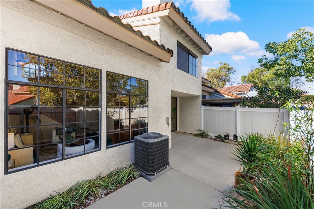 1400 Bodega Way 3
