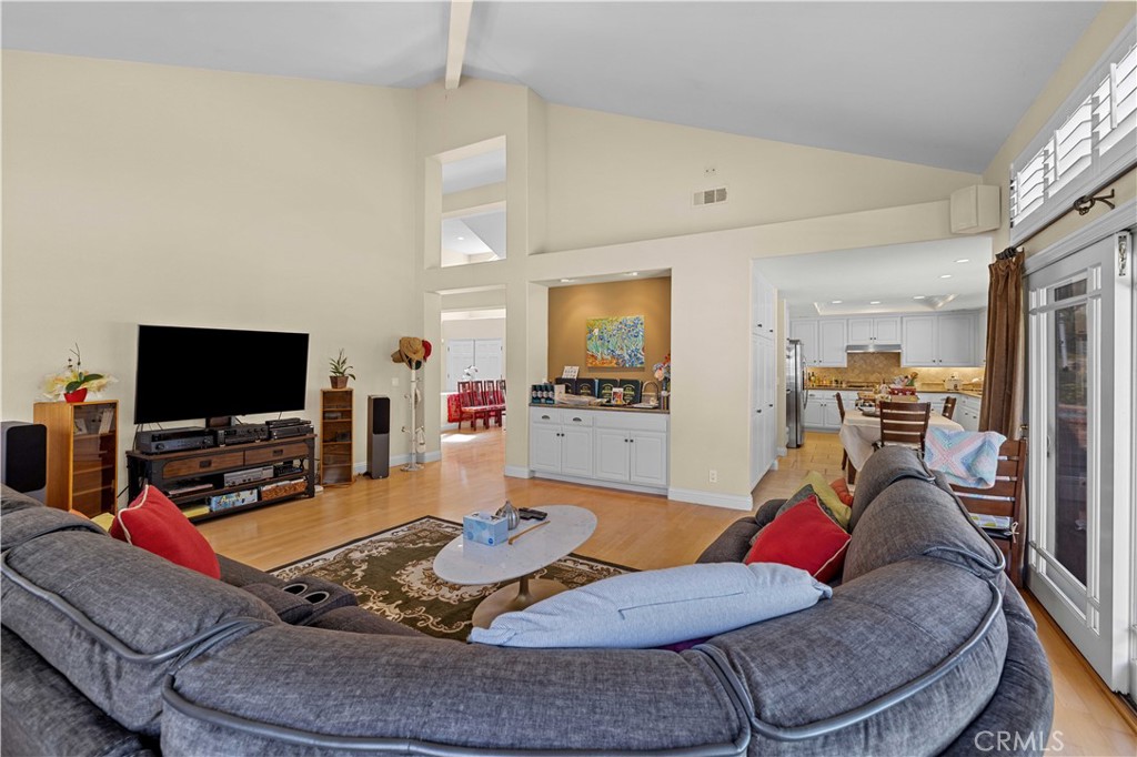 1601 Lancaster Circle