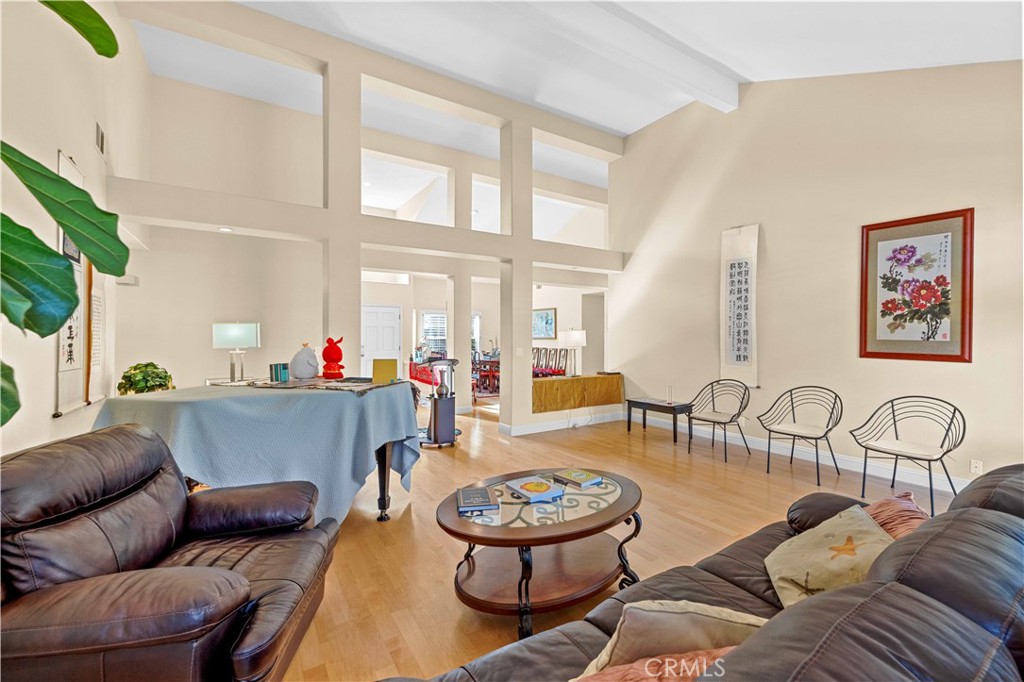 1601 Lancaster Circle